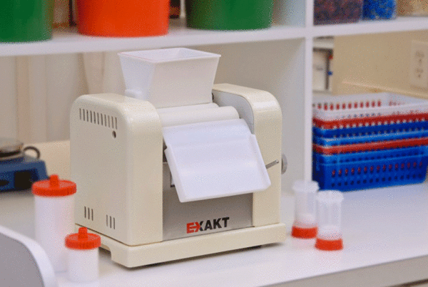 EXAKT Classic 50 Ointment Mill for Pharmacy